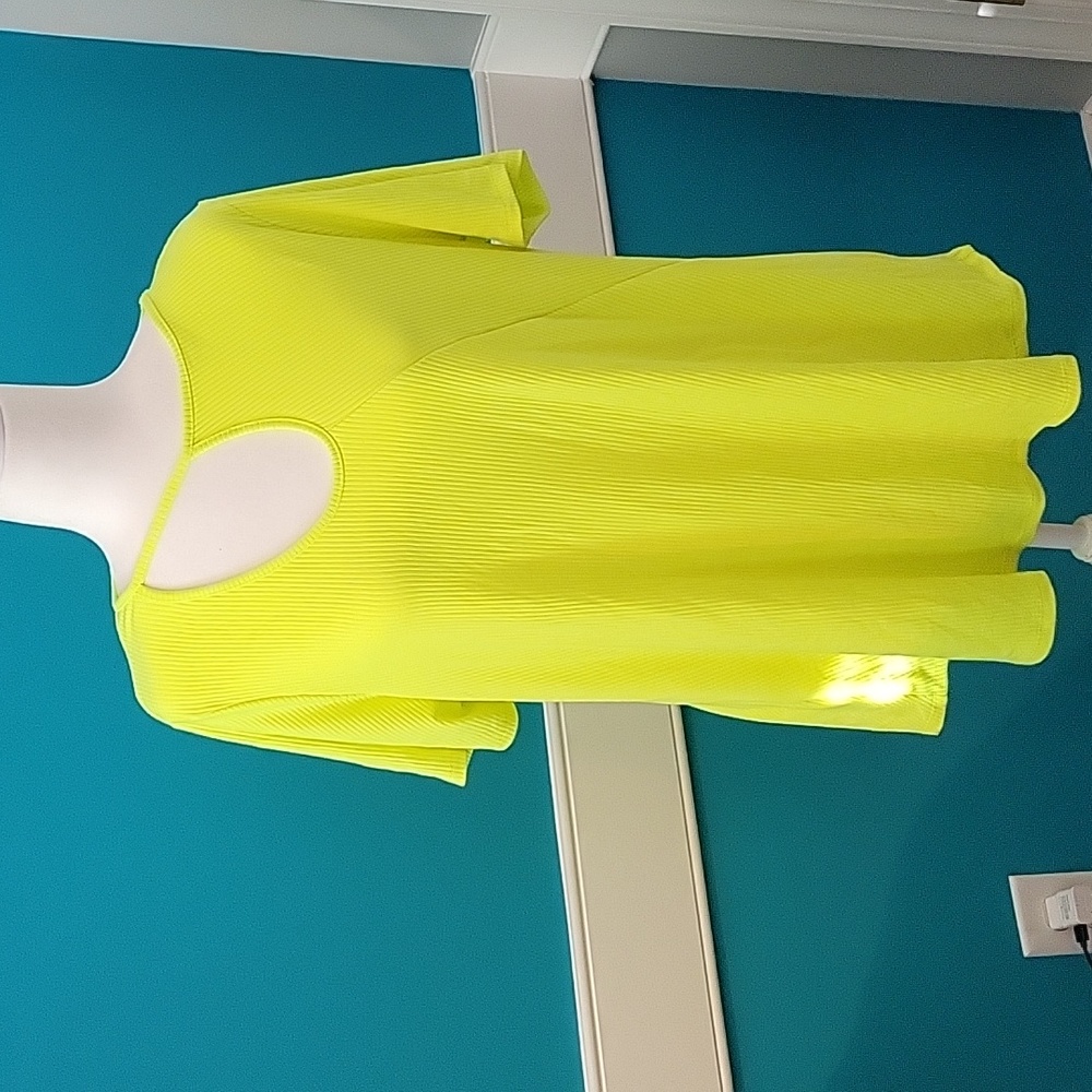 Ribbed Asymmetrical Cutout Top 1X